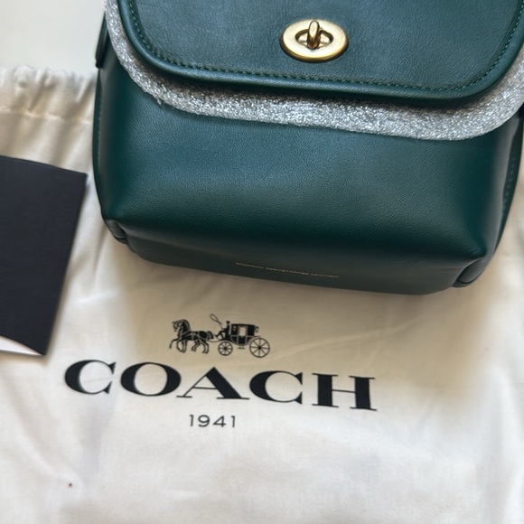 NWT Coach Turnlock Pouch - Picture 8 of 10